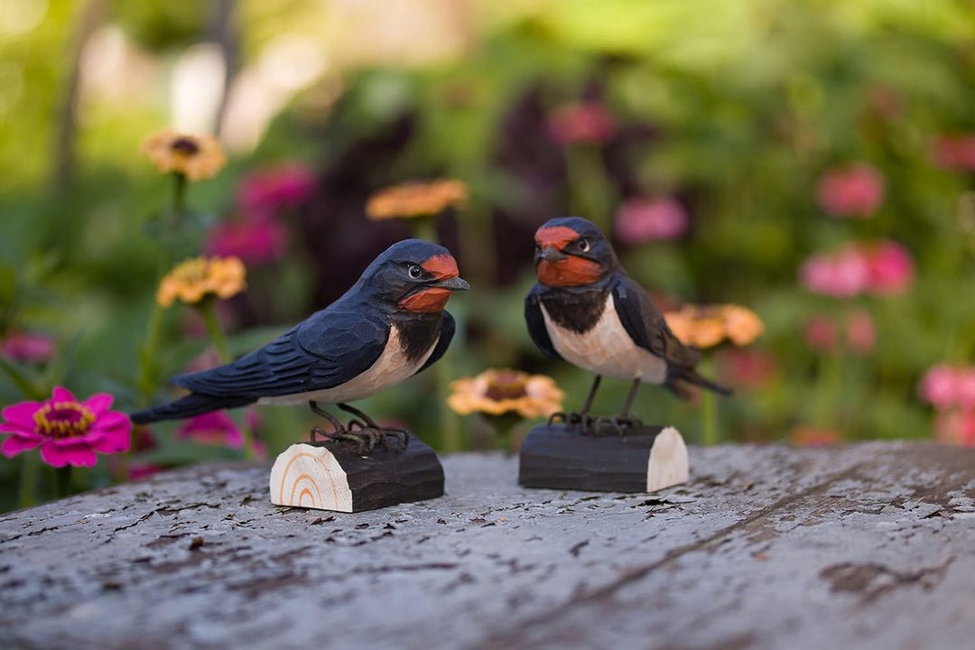 WILDLIFEGARDEN Wildlife Garden WG4438 DecoBird Hausschwalbe - Handgeschnitzter Dekorative Vogel aus