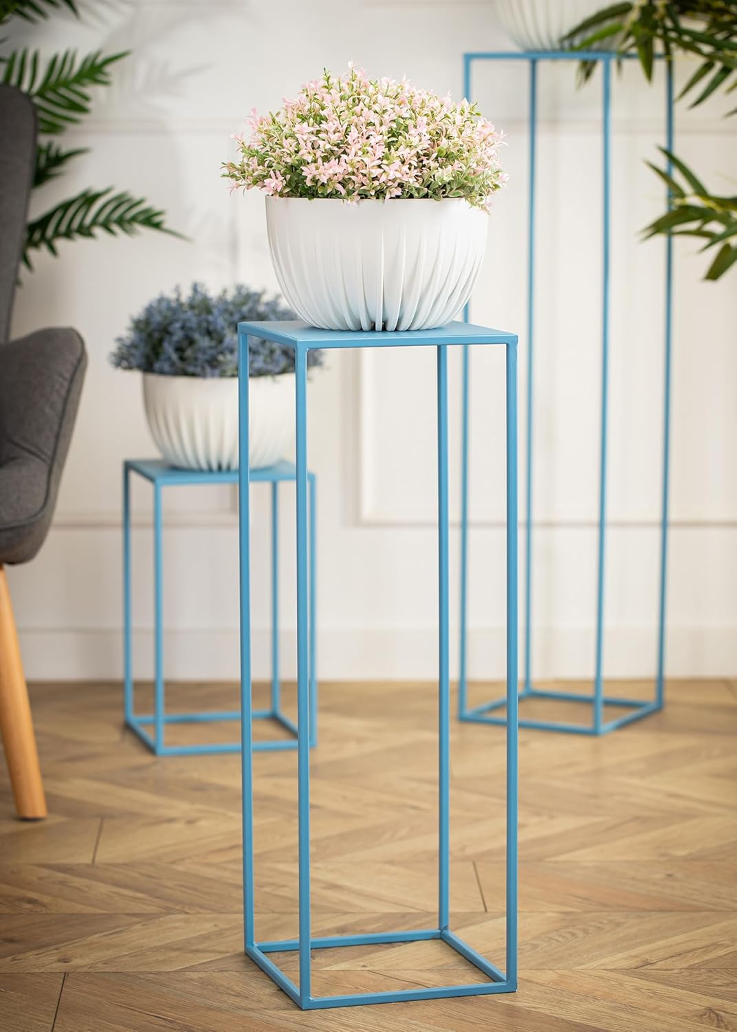 HowHomely Blumenständer Metall Blau 70 cm Hoch - Solider und Robuster Blumenhocker Metall - Pflanzen