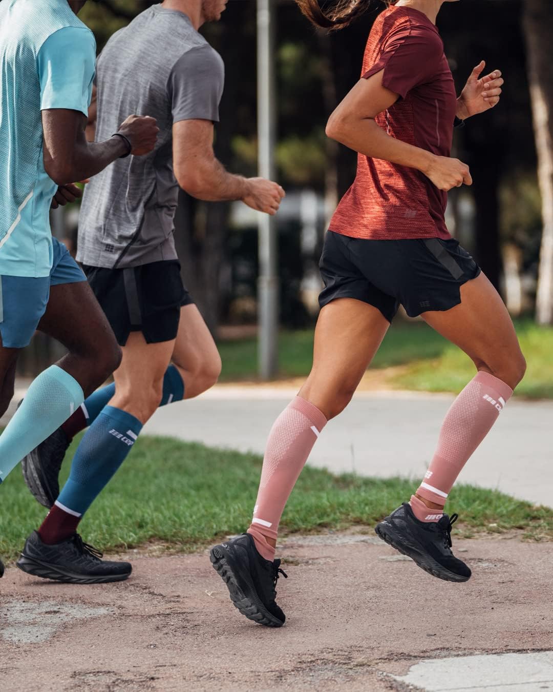 CEP - THE RUN COMPRESSION CALF SLEEVES für Damen | Stulpen für die Beine | Beinlinge zur effektiven