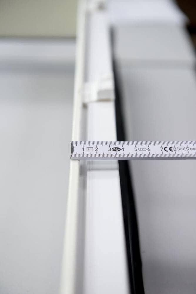 Dachdecker Favorit Roto Dachfenster aus Kunststoff mit Eindeckrahmen und Wärmedämmung (65 x 140), 65