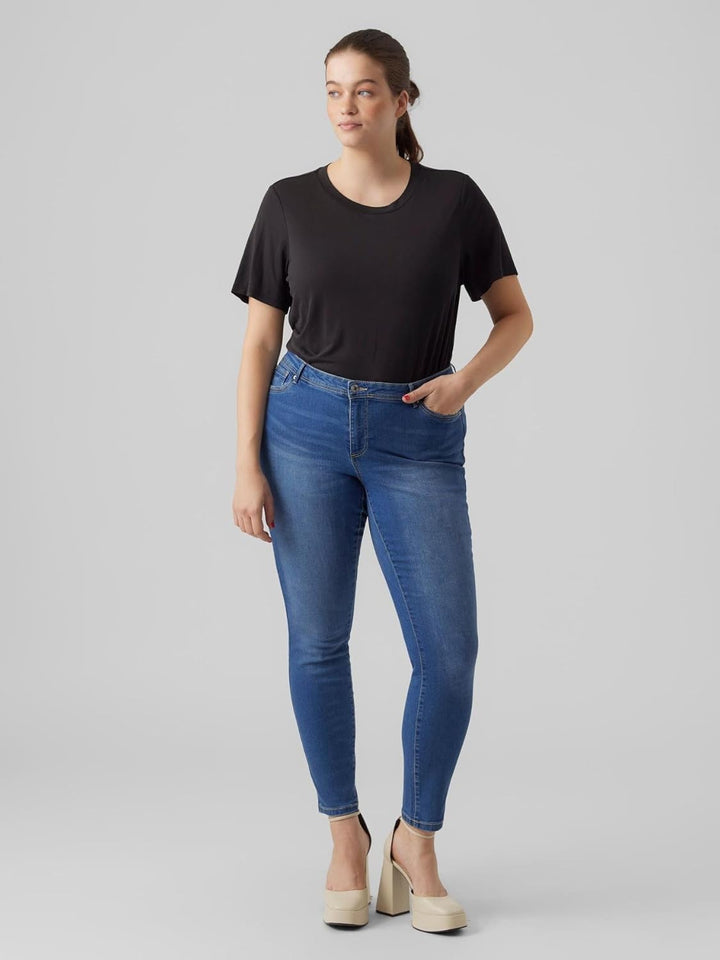 VERO MODA CURVE Damen Jeans 52W / 32L Medium Blue Denim, 52W / 32L Medium Blue Denim