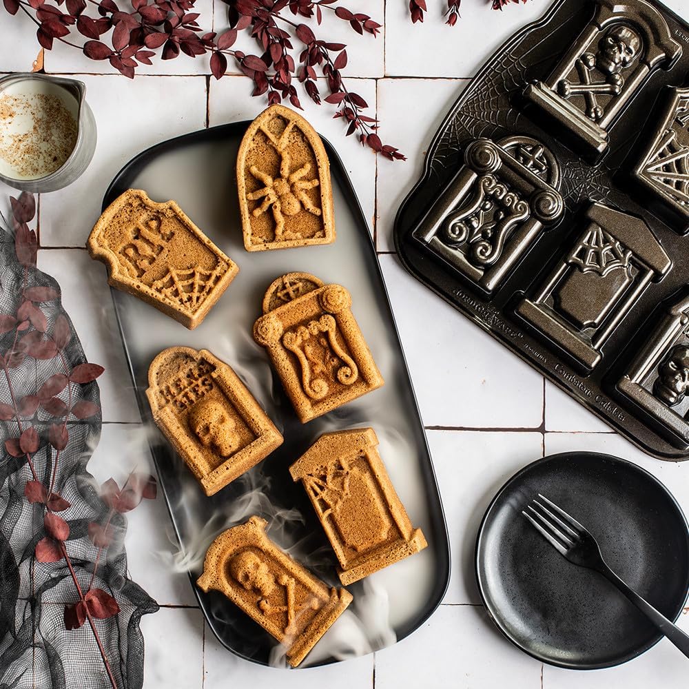 Nordic Ware Backform Tombstone Cakelet Pan Aluminium Braun, 28,7cm x 28,2cm, NW 91848, Tombstone Cak