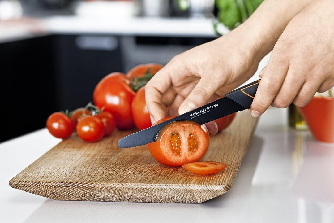 Fiskars 6 Stück Tafelmesser - Tomatenmesser Edge mit Wellenschliff rostfrei - Modernes Design - Schw