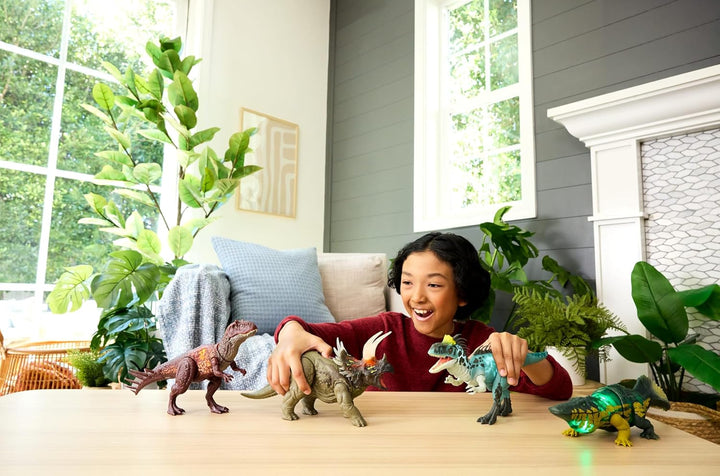 Mattel Jurassic World Wild Roar Triceratops