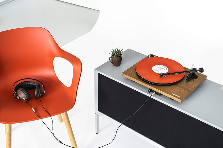 Pro-Ject Essential III HP, Audiophiler Plattenspieler mit Kopfhörerausgang (Schwarz), Schwarz