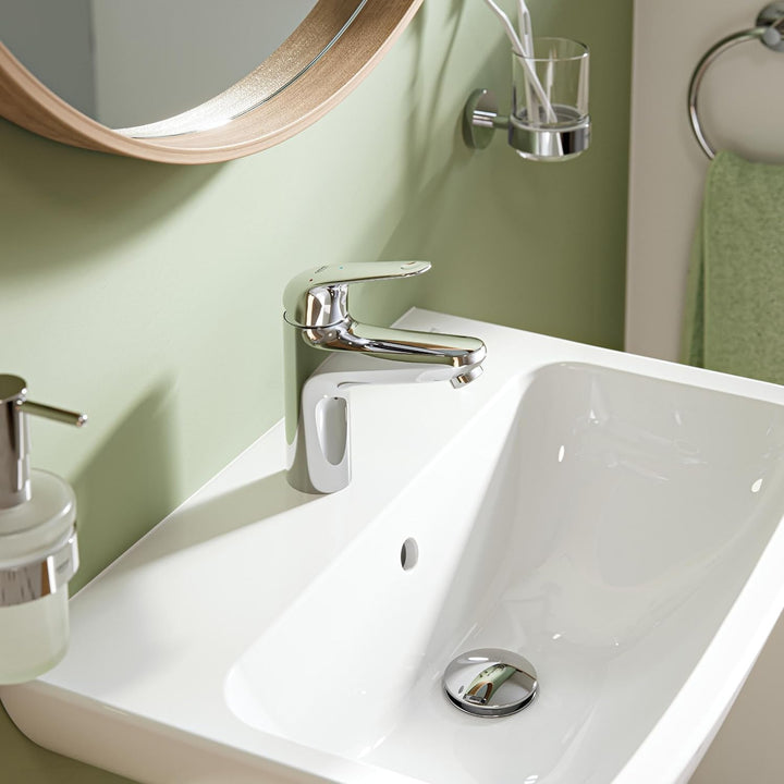 GROHE Swift, energiesparende Waschtischarmatur, Kaltwasser in Mittelstellung (Wasserhahn für Waschbe