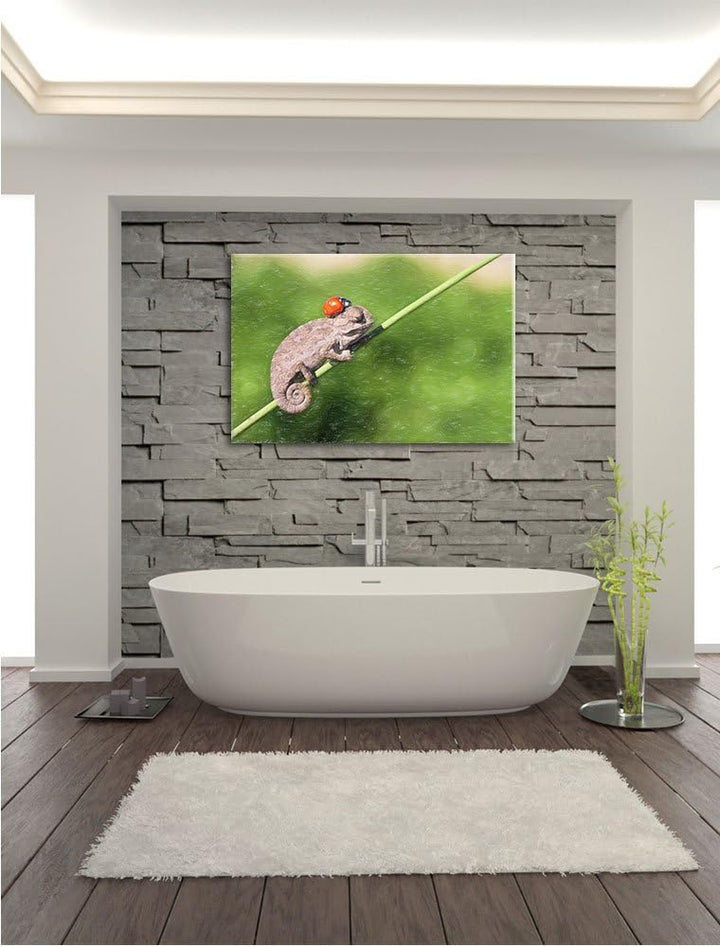 Pixxprint Süsser Gecko mit einem Marienkäfer als Leinwandbild/Grösse: 100x70 / Wandbild/Kunstdruck/f