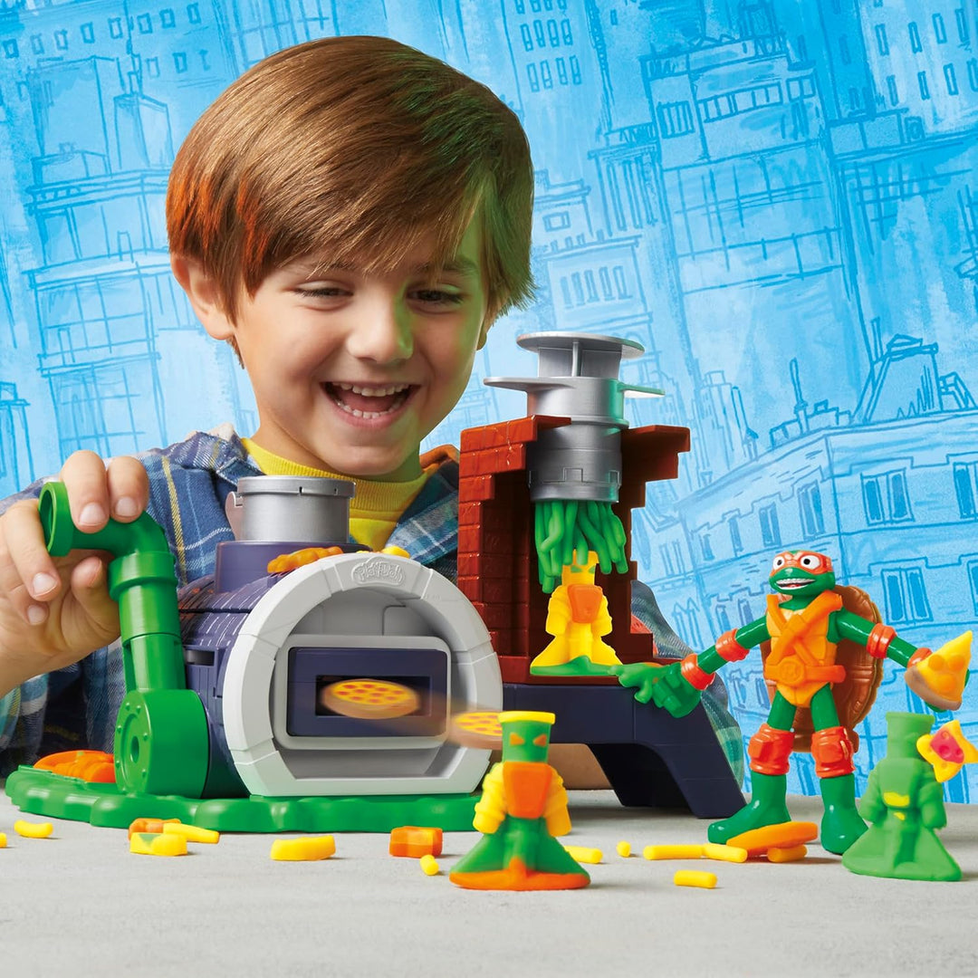 Play-Doh Teenage Mutant Ninja Turtles Pizza Spielset mit Pizzaofen, 4 Dosen Knete und Action-Figur,