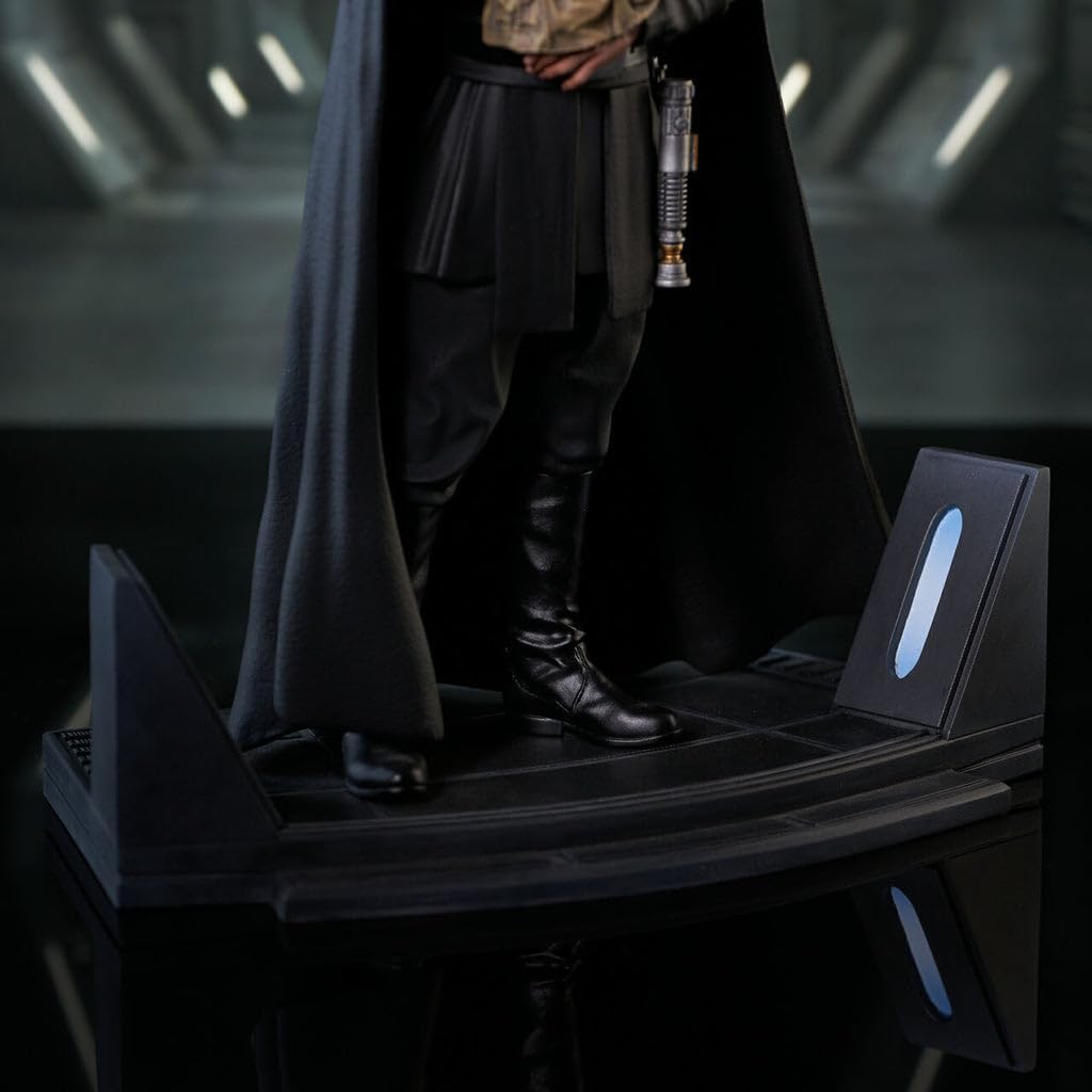 Diamond Star Wars Premier Collection: The Mandalorian - Luke Skywalker and Grogu Statue (1/7) (FEB22