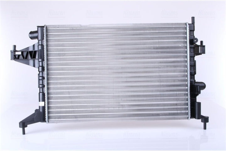 Nissens 63008 Kühler, Motorkühlung