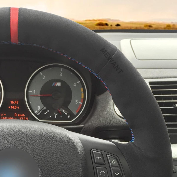 MEWANT Lenkradhülle für BMW (M Sport) 1er E87 / E81 / E82 (Coupe) / E88 (Cabrio) / M E82 / 3er E90 (