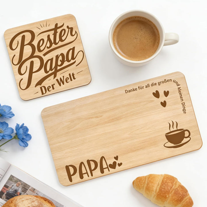 PAPA Geschenk – Holz-Servierbrett, Untersetzer, Edelstahl-Löffel, Schlüsselanhänger & Grusskarte | L
