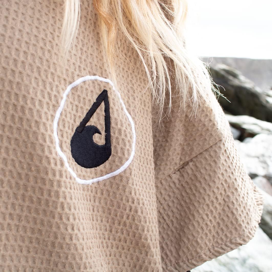 WAVE HAWAII Poncho Lighd Surfponcho 100% Baumwolle für Körpergrössen von 170-200 cm Umkleidehilfe fü