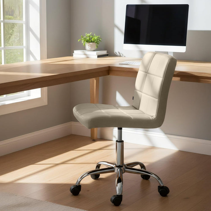 CLP Arbeitshocker höhenverstellbar mit Lehne und Rollen Darfield, Arbeitsstuhl ergonomisch 360° dreh