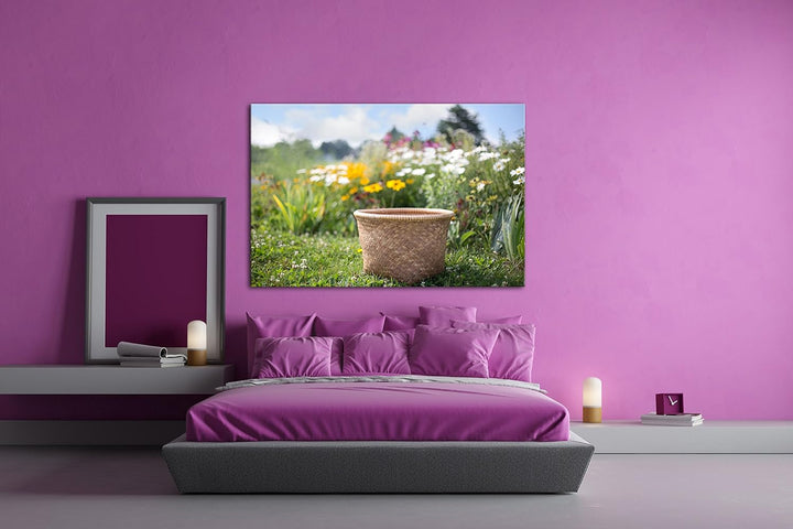 deyoli Weidenkorb am Blumenbett Format: 100x70 als Leinwand, Motiv fertig gerahmt auf Echtholzrahmen