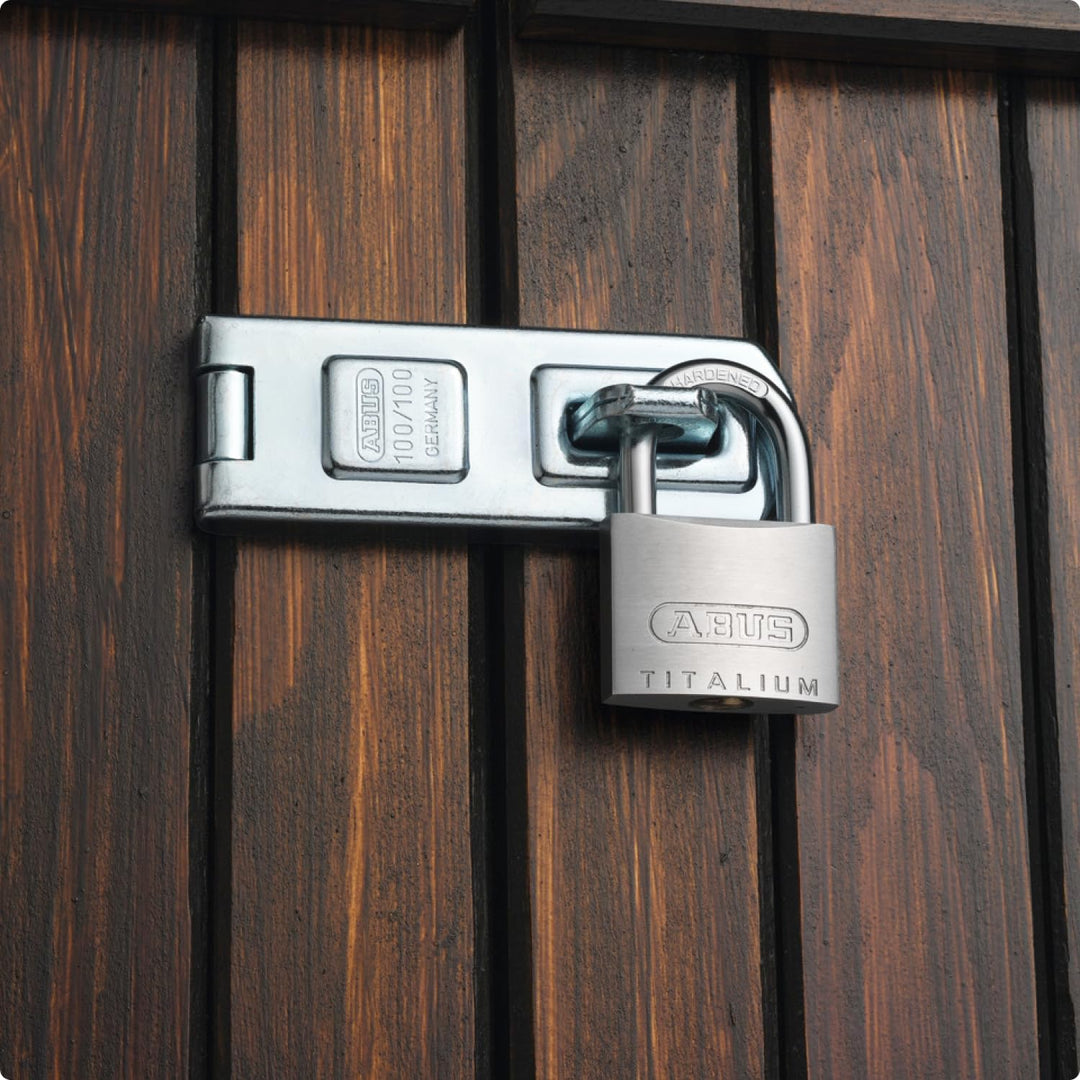 ABUS Vorhängeschloss Titalium 64TI/40 - 4er Set, gleichschliessend - Kellerschloss mit Schlosskörper