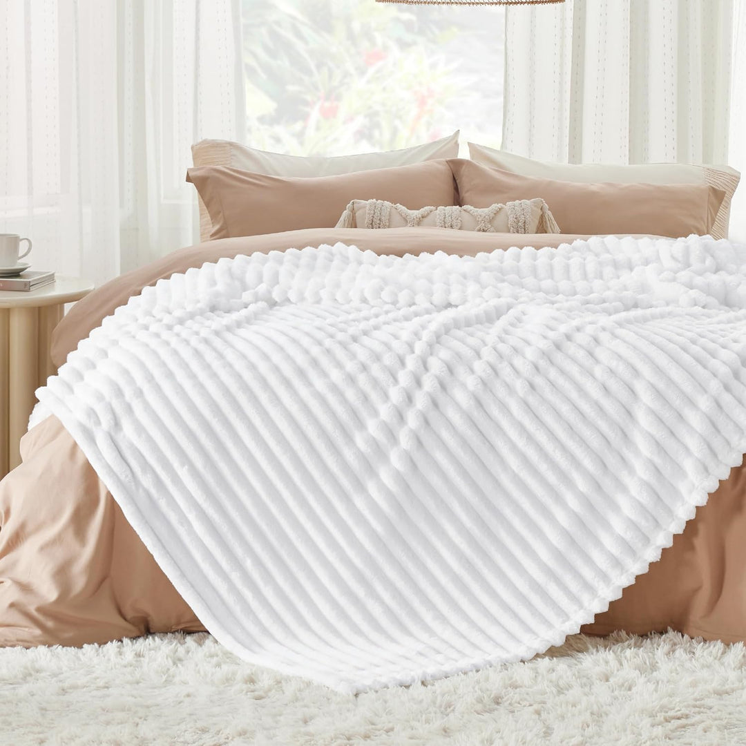 BEDSURE Kuscheldecke für Zimmer Deko - Wolldecke & Fleecedecke, Sofadecke, Weiche Warme Grobe Kordde