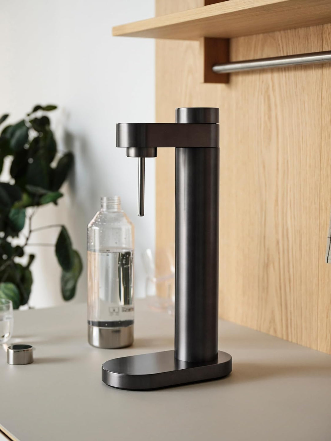 Stelton Brus Wassersprudler Flasche Steel