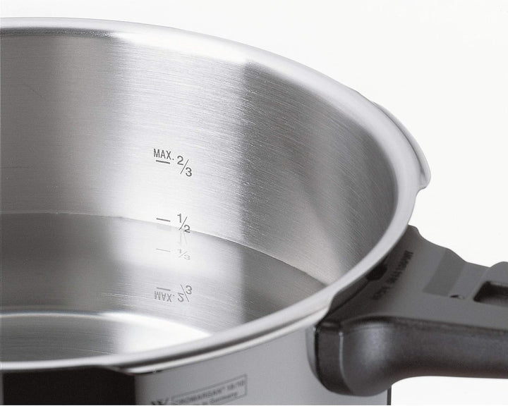 WMF Perfect Plus Schnellkochtopf- Unterteil Induktion 3l, Dampfkochtopf ohne Deckel, Cromargan Edels