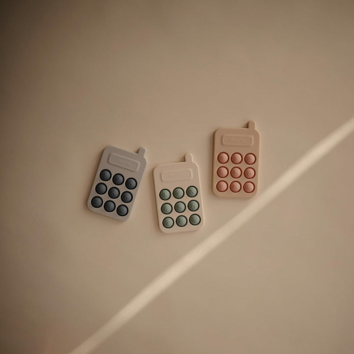 Mushie Telefon Pressspielzeug für Kinder &amp; Erwachsene | Sensorisches Spielzeug | Konzentration &amp; Auf