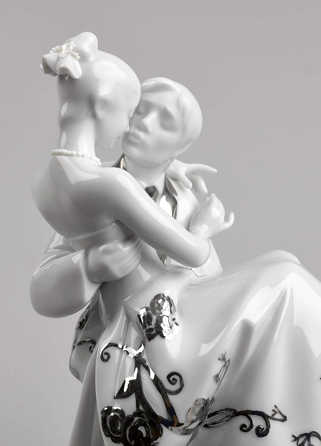 LLADRÓ Der Glücklichste Tag. Figur. Silber. Paar. Porzellan.