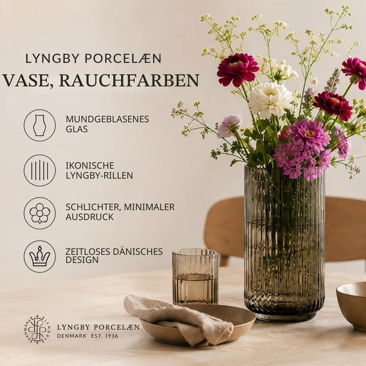 Lyngbyvase aus Porzellan, hohe Vase mit Rillen, Zylinder Blumentopf in Smoke, 20.5cm
