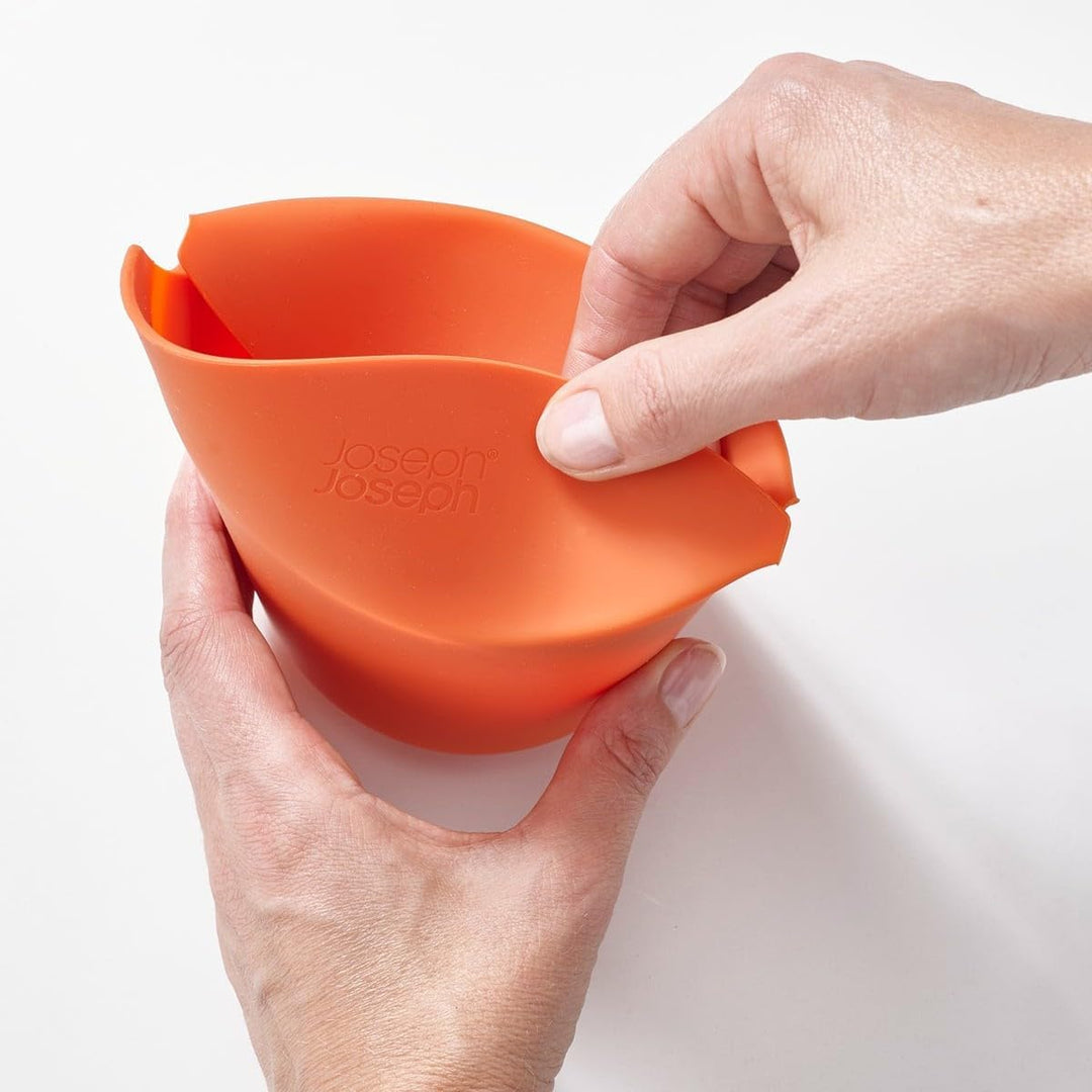 Joseph Joseph M-Cuisine – Set mit 2 Silikon-Mikrowellen-Popcornkegeln – Orange/Grau 2-teilig, Einzel