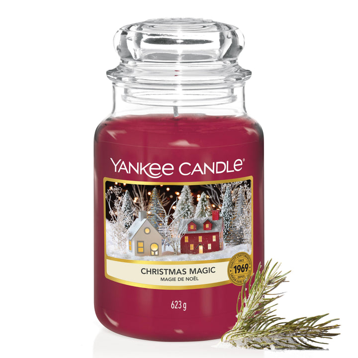 Yankee Candle Duftkerze im Glas (Grosse Kerze im Glas) | Christmas Magic | Brenndauer bis zu 150 Stu