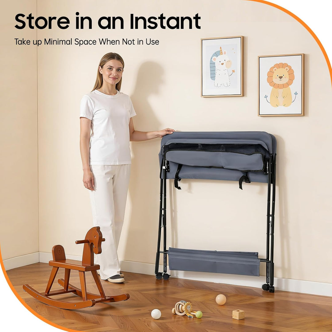 Wickeltisch Klappbar mit Rollen, Baby Wickelkombi Wickelkommode mit Wickelauflage, Sicherheitsgurt &amp;