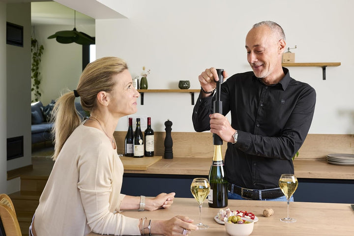 PEUGEOT - Manuelle Vakuumpumpe Preserve ABS-Finish - Doppelfunktion für Wein &amp; Schaumwein - 3 Weinve