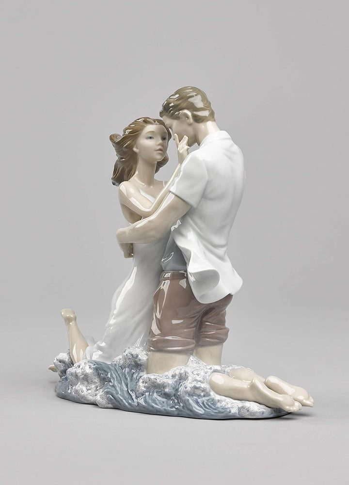 LLADRÓ Paar Figur Der Zauber Der Liebe. Paar. Porzellan.