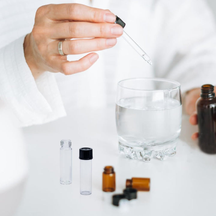 ALWSCI 144 Stück Glasfläschchen 4ml Probe Klarglas Fläschchen, Probenahme Glasflaschen mit Schraubve