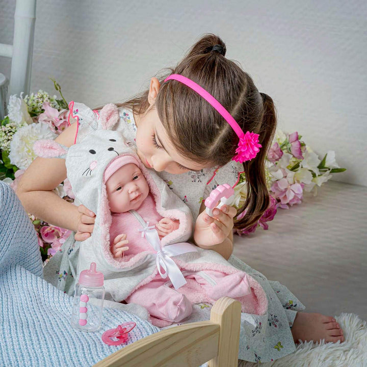 JC TOYS - Newborn Puppe 38 cm aus weichem Vinyl, inklusive Strampler und 5 Accessoires, Rosa, entwor