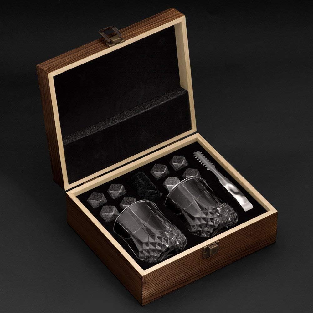 Maverton Whisky Steine Set - in Holzbox mit Gravur - 8 Eiswürfel & 2 Whisky Gläser - wiederverwendba