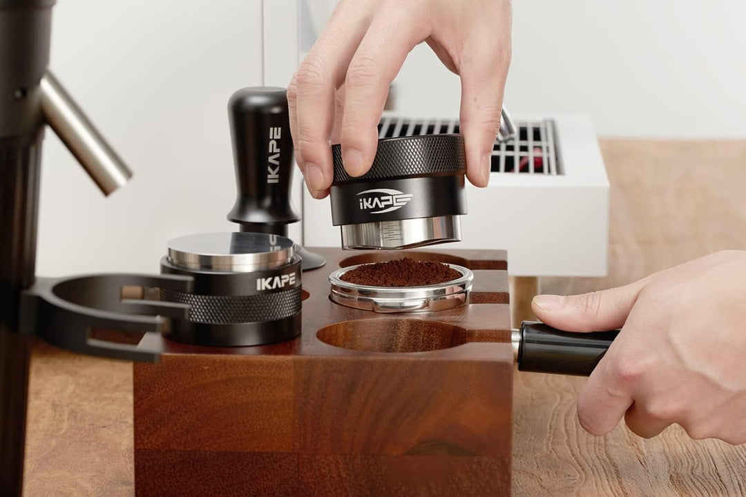 IKAPE Kaffee Produkte, 51MM Kaffee Verteiler, Schwerkraft Adaptive Espresso Verteiler Passend für al