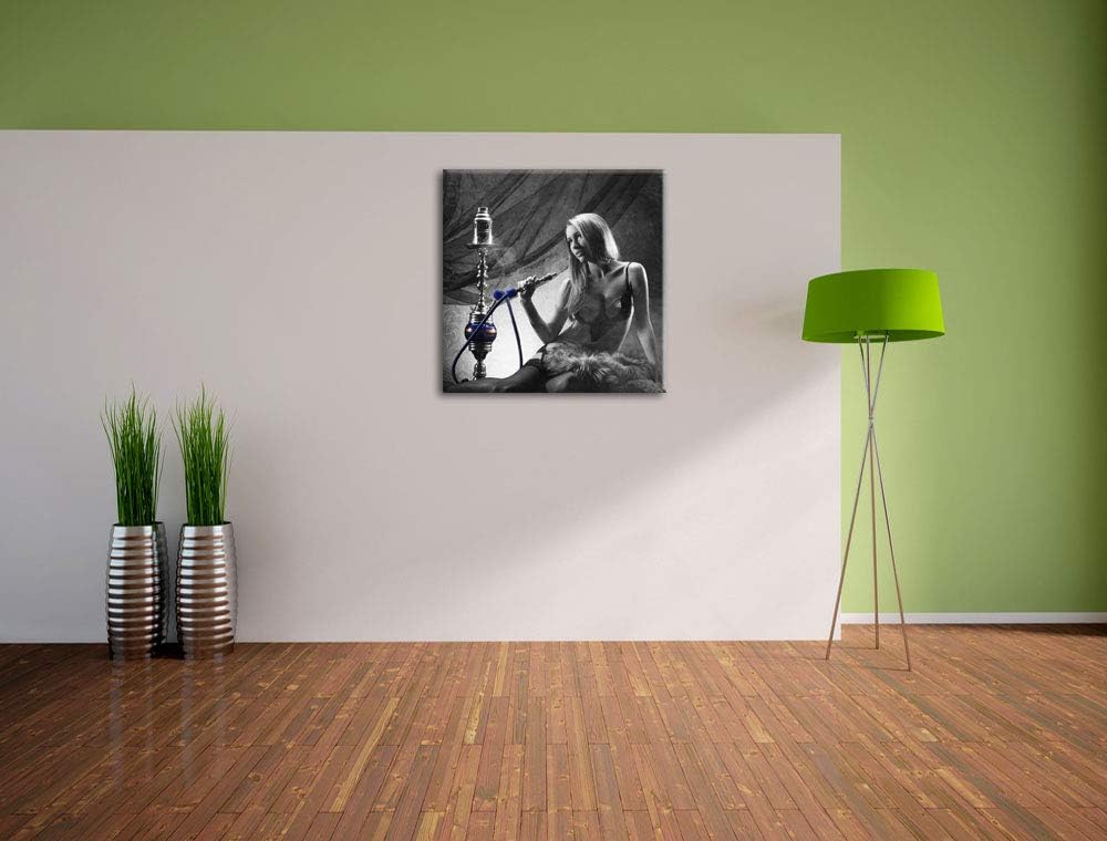 Pixxprint Frau mit Shisha schwarz/weiss, Format: 70x70 auf Leinwand, 70x70