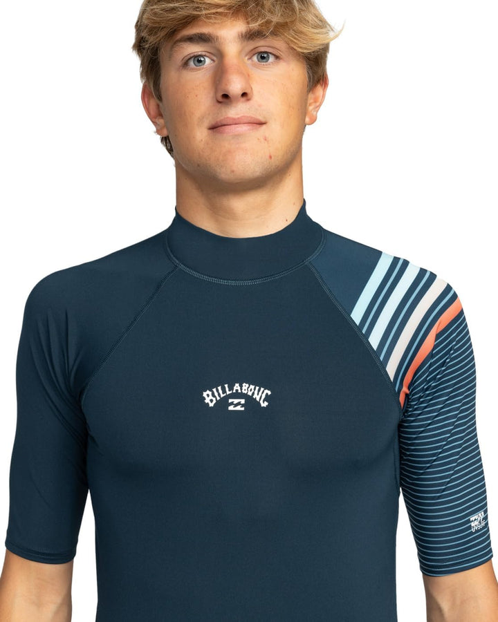 Billabong Herren Contrast Ss Printed Rashguard (1er Pack), Navy