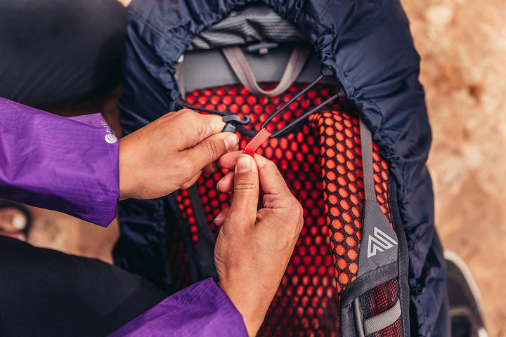 Gregory Trial Accessories - Raincover - wasserdichte, reflektierende Regenhülle für Rucksack Rot (Be