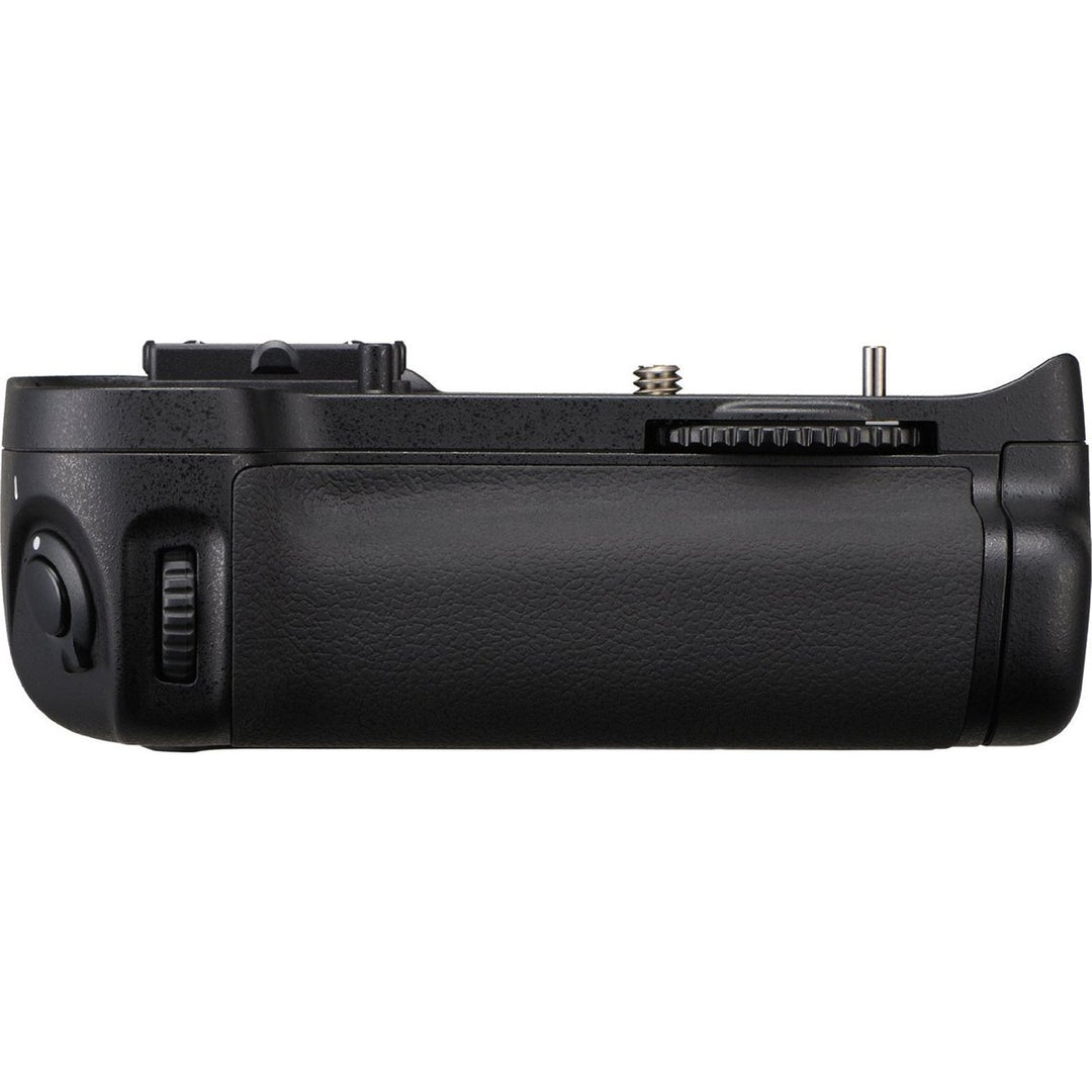 Nikon MB-D11 Multifunktions-Batterieteil für Nikon D7000