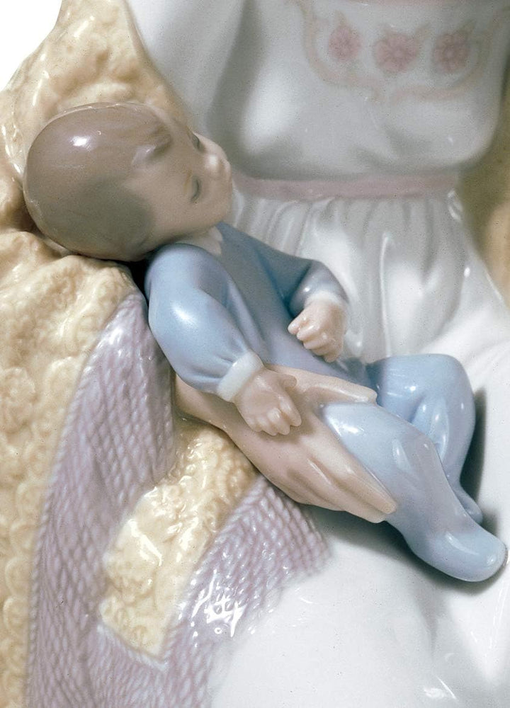 LLADRÓ Figur Willkommen In Der Familie. Familie. Porzellan.