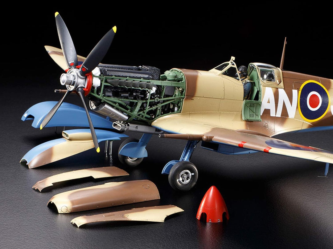 TAMIYA 60320 - 1:32 Supermarine Spitfire Mk.VIII, Modellbau, Plastik Bausatz, Basteln, Hobby, Kleben