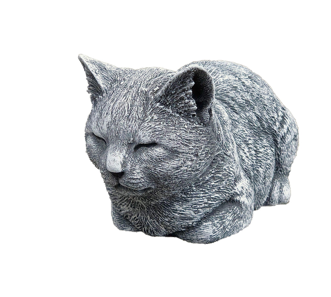 stoneandstyle Steinfigur Katze ruhend, massiver Steinguss, Frost- und wetterfest bis -30°C