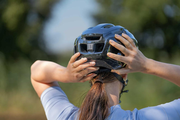 BBB Cycling Fahrradhelm für Herren und Damen mit Abnehmbarem Visier Radhelm Rennradhelm Condor 2.0 M