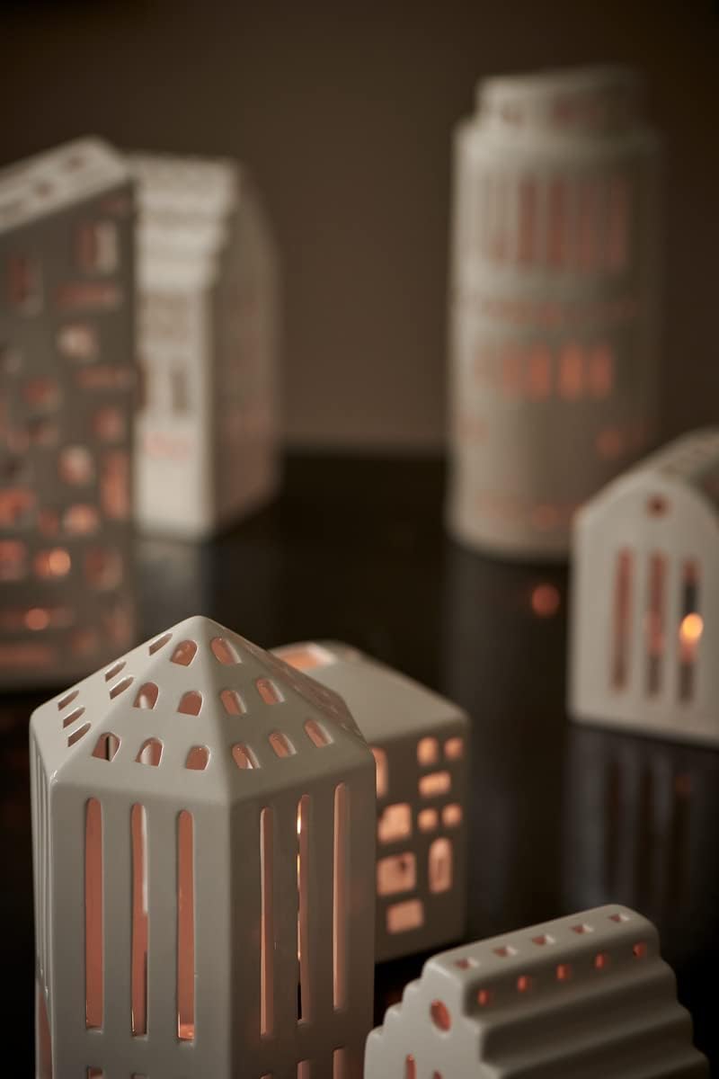 Kähler Lichthaus Town House Urbania Sammlerobjekt dänisches Design, Weiss 12,5c, Weiss, 12,5c, Weiss