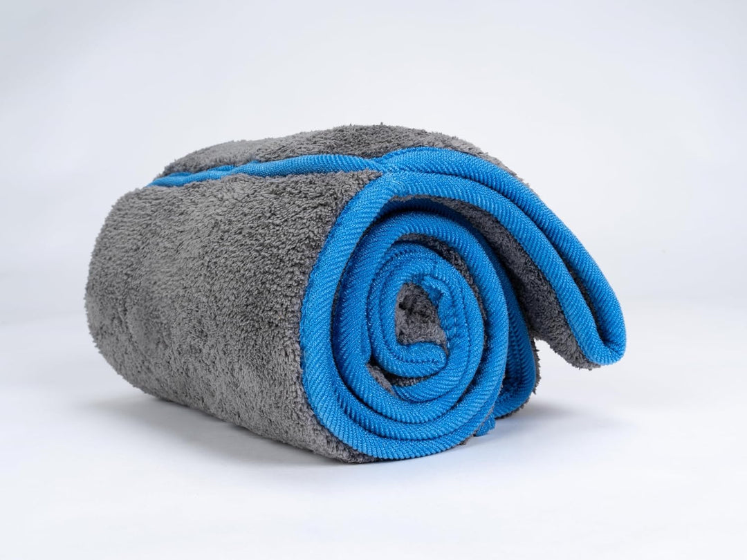 TrendPet Dryko Hundehandtuch Badetuch mit Armeinschüben super saugfähig 90x50cm