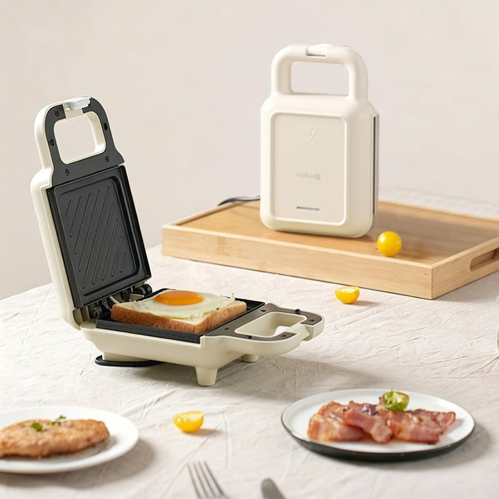 SIMPLUS Sandwichmaker Klein für Knusprige Dreiecks, Sandwichtoaster, 650W, Antihaftbeschichtete Plat