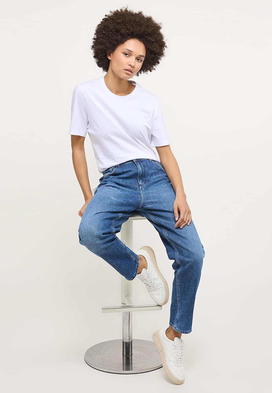 MUSTANG Damen Jeans Charlotte Tapered Fit - Blau - Blue Denim W26-W34 Stretch 33W / 34L Mittelblau 5