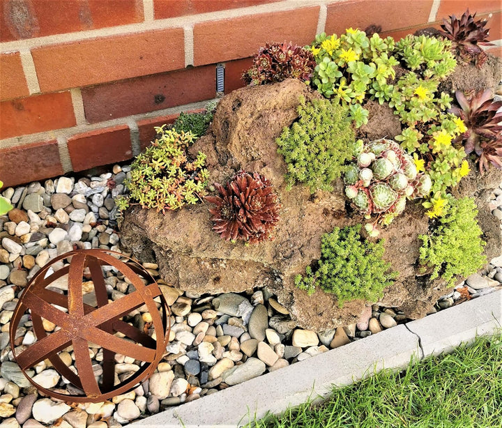 Dekokugel Geflecht 20 cm aus Cortenstahl Rost Geflechtkugel Streifenkugel