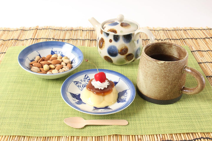 Mino ware GBS204 japanische Keramikteller, rund, fünf Katzengesichter, Weiss und Blau, hergestellt i
