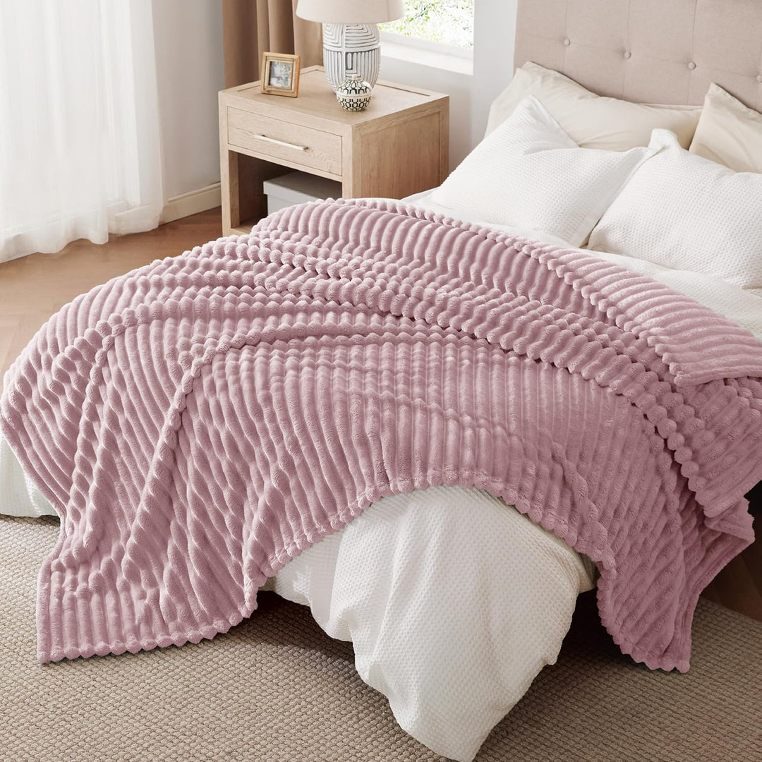 BEDSURE kuscheldecke 220x240 für Zimmer Deko - Tagesdecke, Wolldecke & Fleecedecke, Sofadecke, Weich